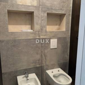 ISTRA, MEDULIN - Luksuzan stan s vrtom, bazenom i garažom! Useljivo - UPORABNA DOZVOLA! 