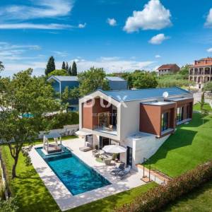 ISTRA, POREČ - Dizajnerska kuća s bazenom