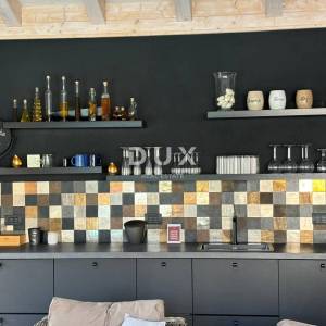 ISTRA, POREČ Dvije kuće rustikalno modernog uređenja s garažom i posebnom ponudom! 