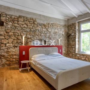 ISTRA, POREČ - Kamena vila na rubu naselja