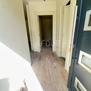 Istra, Poreč, moderna i kvalitetna novogradnja, 1s+db