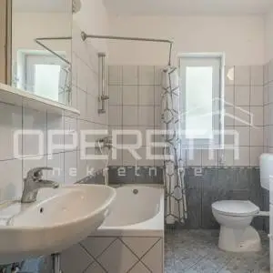 Istra,  Poreč, okolica dvosoban stan u prizemlju