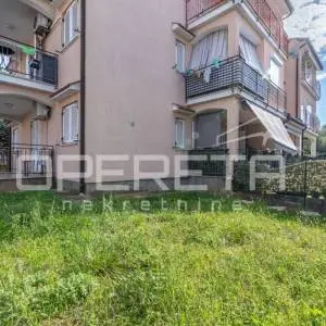 Istra,  Poreč, okolica dvosoban stan u prizemlju