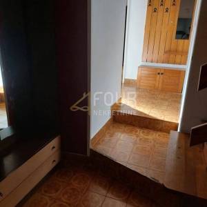 Istra, Poreč - okolica, kuća s garažom i okućnicom