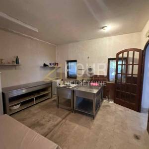 Istra, Poreč, samostojeća apartmanska kuća, 750m2