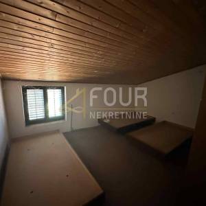 Istra, Poreč, samostojeća apartmanska kuća, 750m2