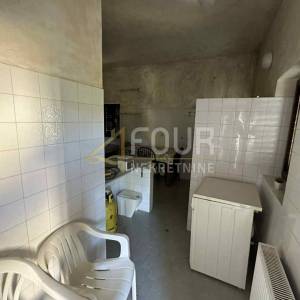 Istra, Poreč, samostojeća apartmanska kuća, 750m2