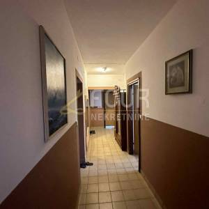 Istra, Poreč, samostojeća apartmanska kuća, 750m2