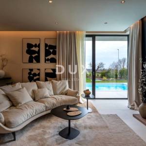 ISTRA, POREČ - Vrhunska vila na rubu naselja