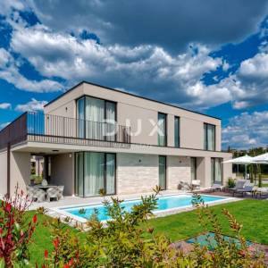 ISTRA, POREČ - Vrhunska vila na rubu naselja