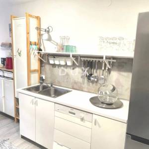 ISTRA, PULA 3S+DB stan s 2 kupatila i garažom