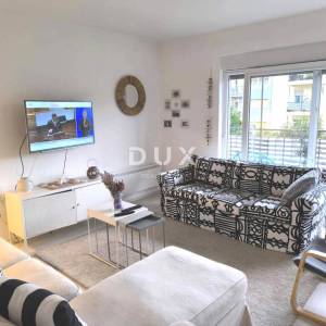 ISTRA, PULA 3S+DB stan s 2 kupatila i garažom