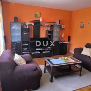 ISTRA, PULA - 3S+DB stan u centru s parkingom 83 m2