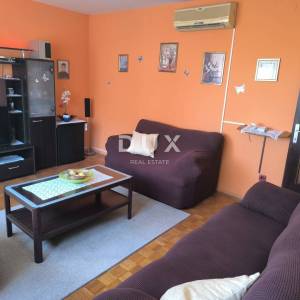 ISTRA, PULA - 3S+DB stan u centru s parkingom 83 m2