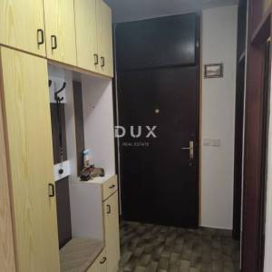 ISTRA, PULA - 3S+DB stan u centru s parkingom 83 m2