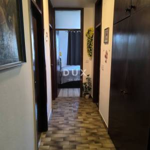 ISTRA, PULA - 3S+DB stan u centru s parkingom 83 m2