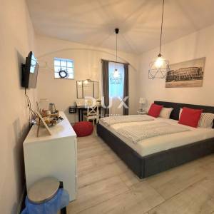 ISTRA, PULA, CENTAR - 2SS+DB uređen stan na atraktivnoj lokaciji u centru grada