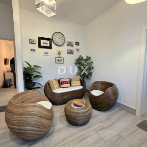 ISTRA, PULA, CENTAR - 2SS+DB uređen stan na atraktivnoj lokaciji u centru grada