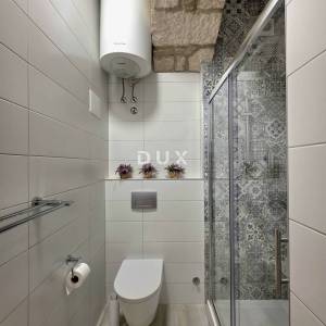 ISTRA, PULA, CENTAR - 2SS+DB uređen stan na atraktivnoj lokaciji u centru grada