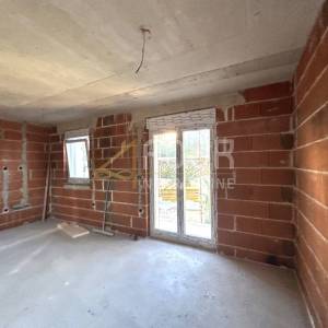 Istra, Pula, Valdabek, 2s+db, 54.98m2, terasa