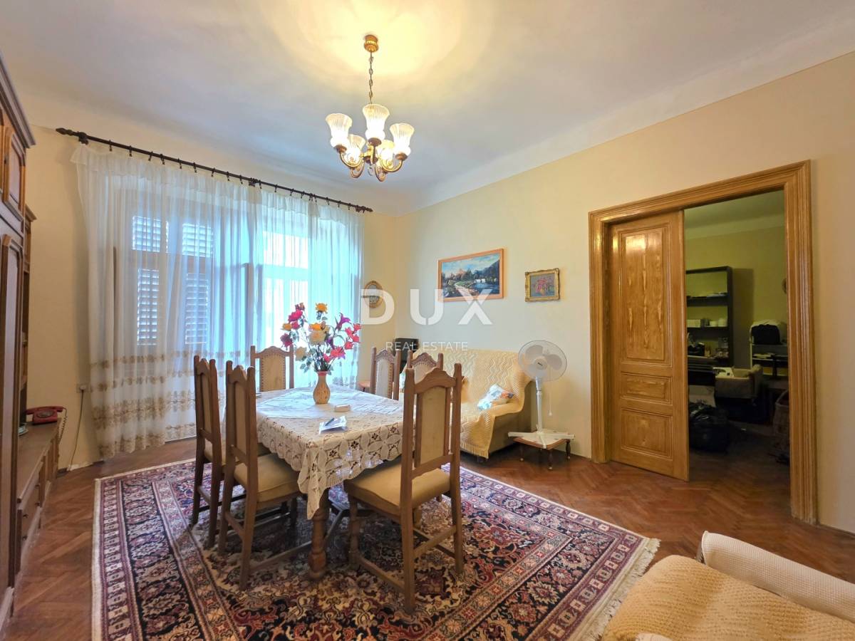 ISTRA, PULA, VERUDA - 3SS+DB Prostrani stan u austrougarskoj vili s garažom i vrtom, 136 m²