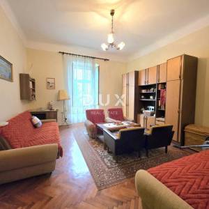 ISTRA, PULA, VERUDA - 3SS+DB Prostrani stan u austrougarskoj vili s garažom i vrtom, 136 m²