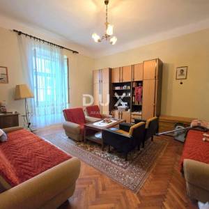 ISTRA, PULA, VERUDA - 3SS+DB Prostrani stan u austrougarskoj vili s garažom i vrtom, 136 m²