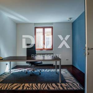 ISTRA, ROVINJ - Etaža zgrade u centru grada