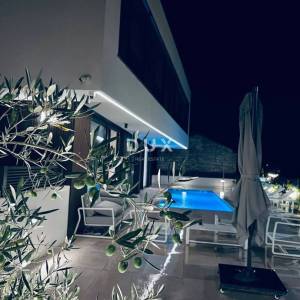 ISTRA, ROVINJSKO SELO Čarobna vila s bazenom u blizini mora