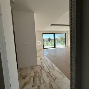 ISTRA, ŠTINJAN Atraktivan penthouse vrhunske kvalitete!