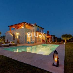 ISTRA, SVETI LOVREČ - Vila s autentičnim istarskim šarmom – spoj tradicije i elegancije