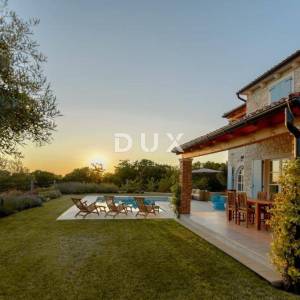 ISTRA, SVETI LOVREČ - Vila s autentičnim istarskim šarmom – spoj tradicije i elegancije