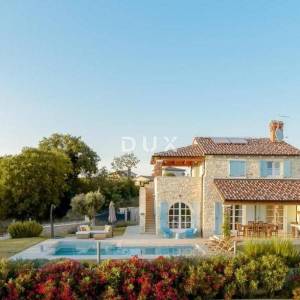 ISTRA, SVETI LOVREČ - Vila s autentičnim istarskim šarmom – spoj tradicije i elegancije