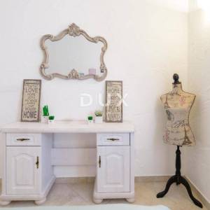 ISTRA, SVETI LOVREČ - Vila s autentičnim istarskim šarmom – spoj tradicije i elegancije