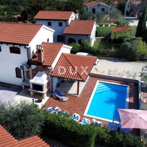 ISTRA, VIŠNJAN - Kuća s bazenom