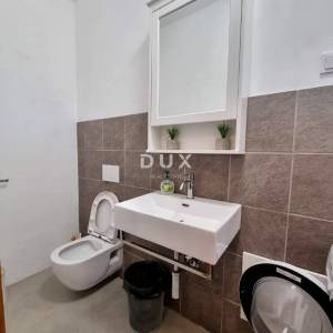 ISTRA, VIŠNJAN - Kuća s bazenom