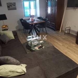 ISTRA, VODNJAN Adaptirana kuća s dva apartmana