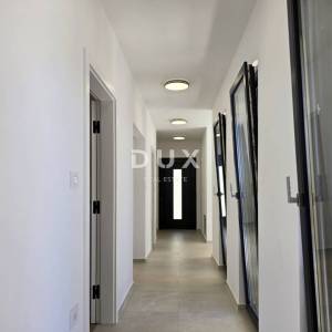 ISTRA, ŽMINJ - Kuća modernog dizajna s bazenom