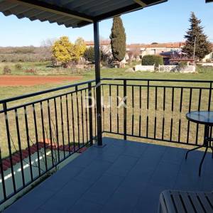 ISTRA,VALTURA - Apartmanska kuća