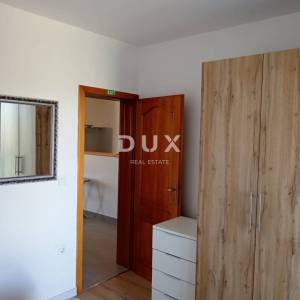 ISTRA,VALTURA - Apartmanska kuća