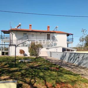 ISTRA,VALTURA - Apartmanska kuća