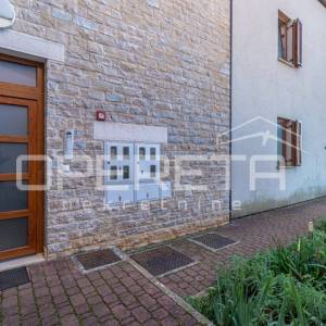 Istria, near Poreč – Two-bedroom ground floor apartment with garden