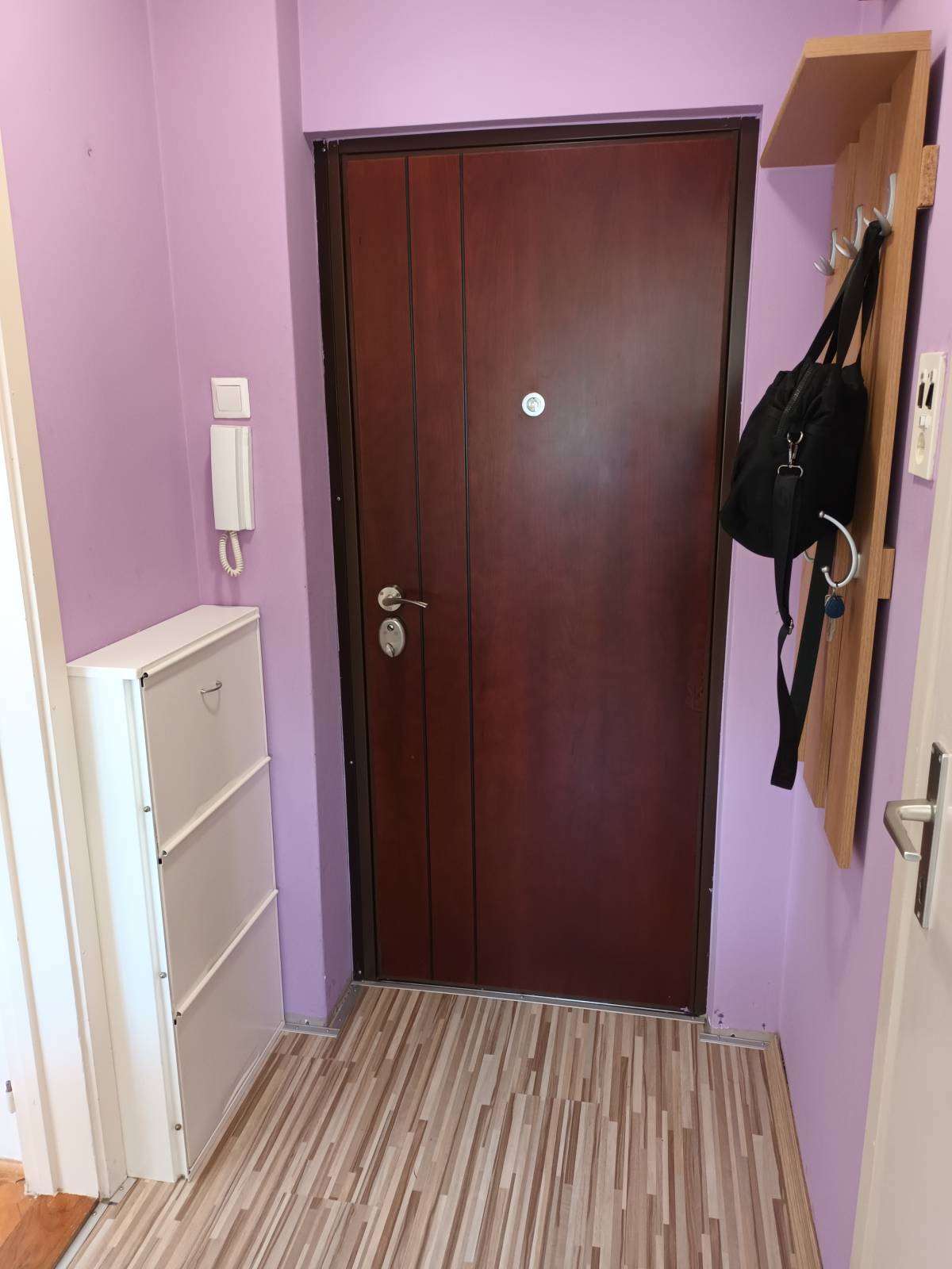 Iznajmljujem stan 32m2, Bosutska ulica, Osijek