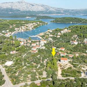 Izvanredno građevinsko zemljište u Lumbardi: Savršeno za miran boravak i investi