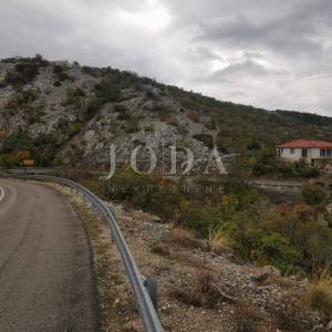 Jablanac građevinski teren