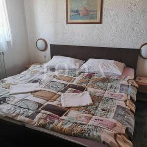 Jadranovo kuća sa pet jedinica
