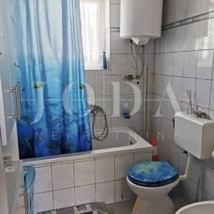 Jadranovo kuća sa pet jedinica