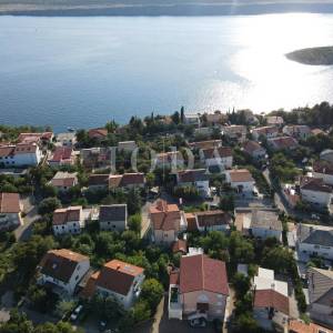 Jadranovo moderno uređen stan 200m od mora