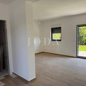 Jadranovo novogradnja
