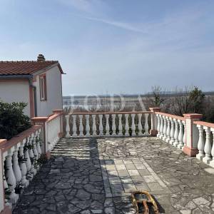 Jadranovo, stan 81,45m2, prvi kat